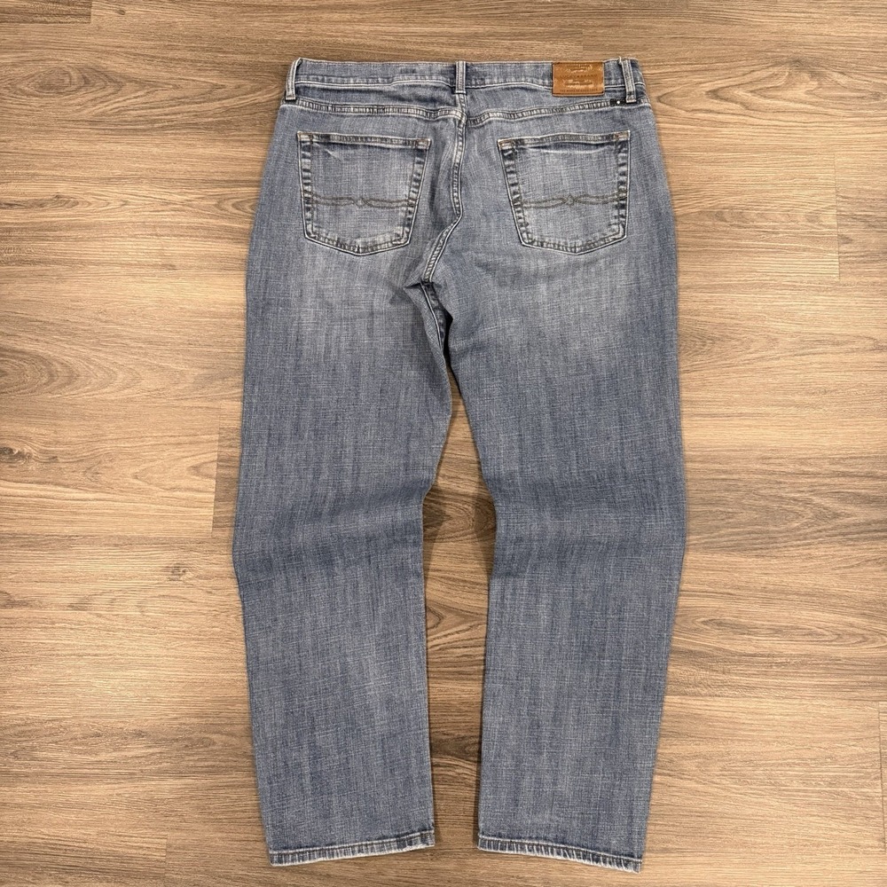 Lucky Brand 221 Straight Fit Jeans Size 38x31(tag32)Medium Wash Denim Distressed - Picture 3 of 9
